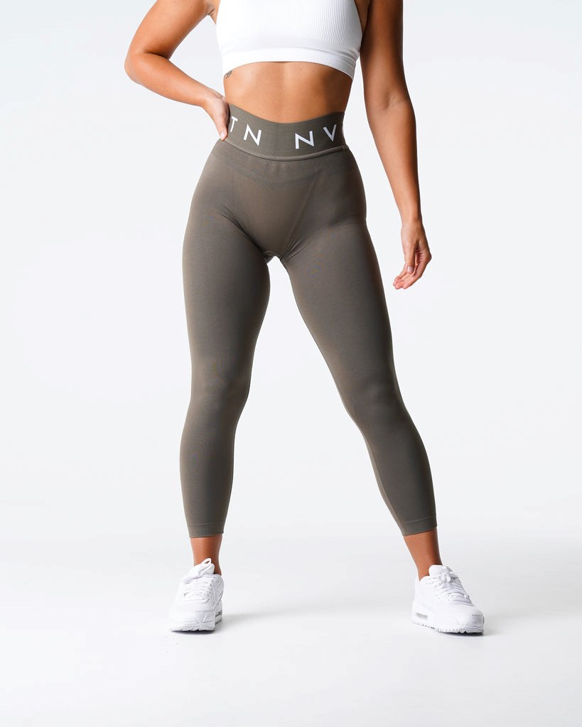 NVGTN Sportowe Seamless Leggings Oliwkowe | 87461-MNTI